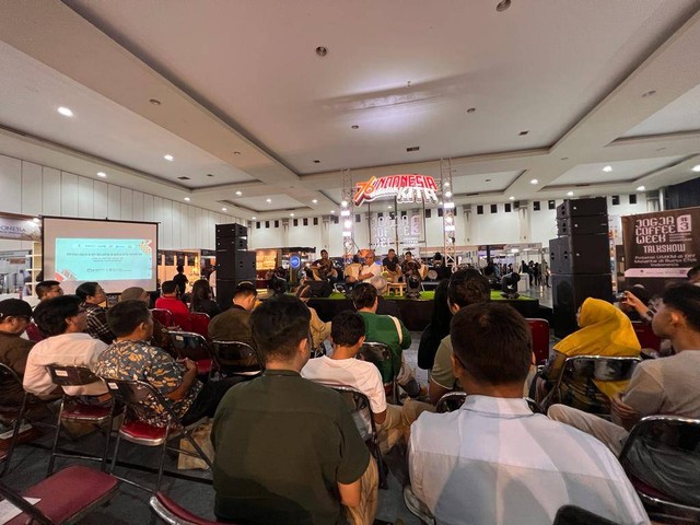 Jalannya Workshop Go Public dengan tema “Potensi UMKM di DIY Melantai di Bursa Efek Indonesia” di sela perhelatan Jogja Coffee Week, di Jogja Expo Center (JEC), Senin (4/9). Foto: ES Putra