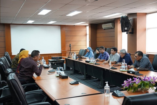 Audiensi antara Dewan Pengurus Forum Pemred dengan Dewan Pers terkait rancangan Perpers Publisherr Right di Gedung Dewan Pers Senin (4/9/2023). Foto: Forum Pemred