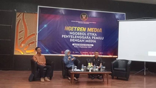 Anggota Dewan Kehormatan Penyelenggara Pemilu (DKPP), Ratna Dewi Pettalolo, meminta media untuk ikut mengawal Pemilihan Umum (Pemilu) 2024. Foto: Tim