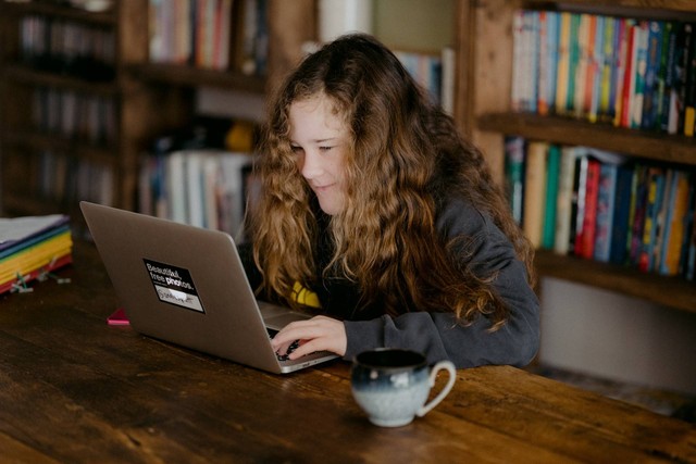 Ilustrasi Kunci Jawaban IPA Kelas 9 Hal 92. Sumber: Unsplash/Annie Spratt