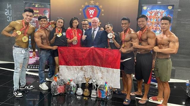 Para atlet Perbafi Sulut yang mewakili Indonesia di ajang Grandprix World Fitness Federation (WFF) Singapura.