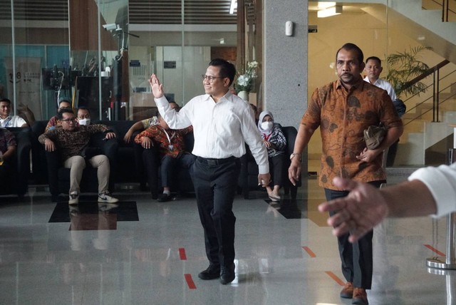 Ketum PKB Muhaimin Iskandar tiba di KPK untuk melakukan pemeriksaan, Jakarta, Kamis (7/9). Foto: Iqbal Firdaus/kumparan