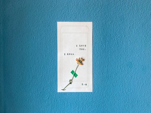 Kata-kata romantis singkat, foto hanya ilustrasi: Unsplash/Lucrezia Carnelos