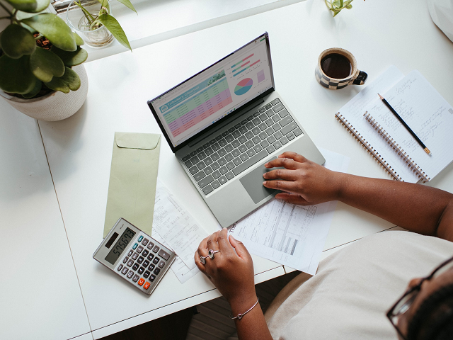 Ilustrasi cara membuat tanggal berurutan di Excel. Foto: Unsplash.com/Microsoft 365