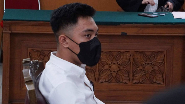 Mario Dandy Satrio menjalani sidang vonis kasus penganiayaan terhadap David Ozora di Pengandilan Negeri Jakarta Selatan, Kamis (8/9/2023). Foto: Fitra Andrianto/kumparan