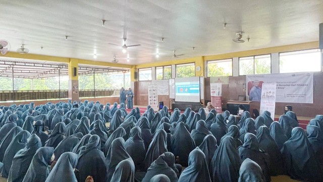 Gerakan 1001 Entrepreneur Kampus Bisnis Umar Usman di lembaga pendidikan