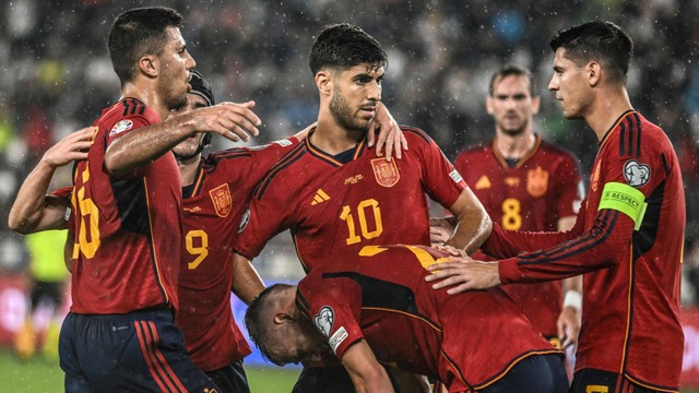 Suasana laga Georgia vs Spanyol dalam kualifikasi Euro (Piala Eropa) 2024 di Boris Paichadze Dinamo Arena pada 8 September 2023. Foto: Vano SHLAMOV / AFP