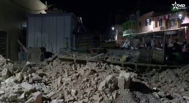 Reruntuhan bangunan akibat gempa yang melanda Maroko. Foto: Abdelhak Balhaki/REUTERS
