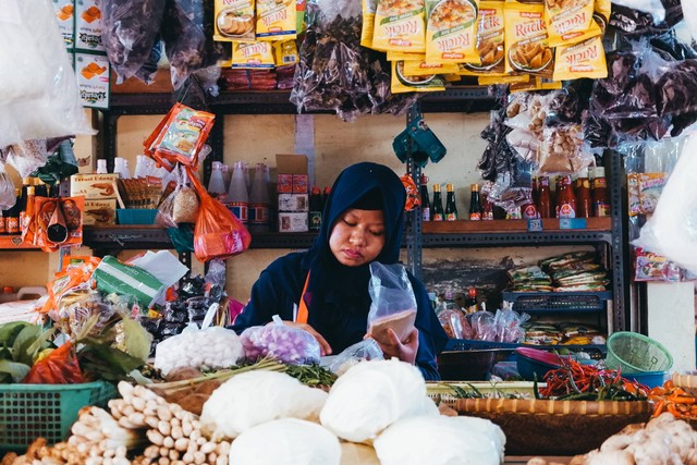 Ilustrasi Cara Daftar Agen Minyak Goreng, Foto: Unsplash/Devi Puspita Amartha Yahya