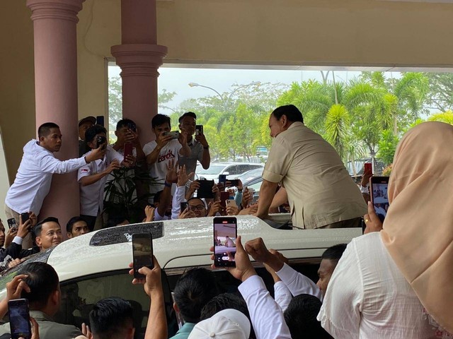 Bacapres dari Koalisi Indonesia Maju, Prabowo Subianto, melakukan kunjungan ke Kota Padang, Sumatera Barat (Sumbar), Sabtu (9/9).  Foto: Dok. Istimewa