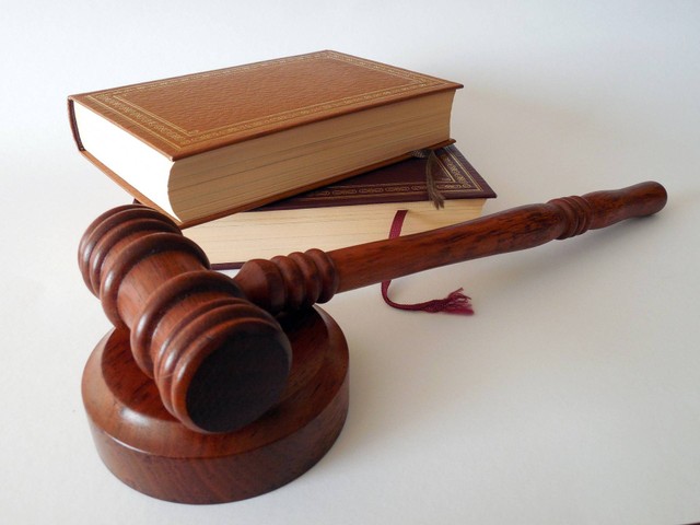 Ilustrasi Putusan Pengadilan. Sumber: https://pixabay.com/