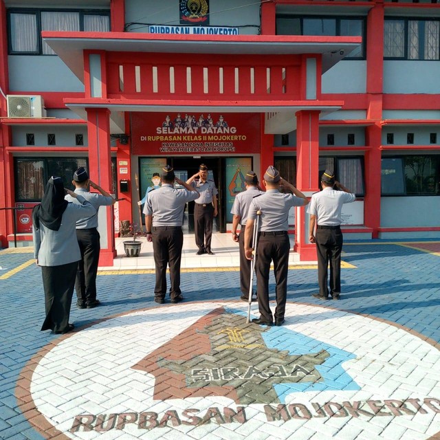 Kepala Rupbasan Mojokerto : Jaga Kesehatan,Tugas Pekerjaan Selesai Dengan Baik (Foto:HumasRupMoker)
