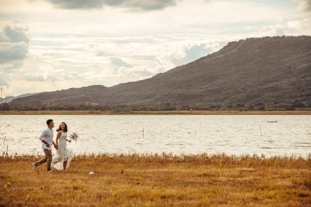 Ilustrasi Prewedding. Sumber: Unsplash