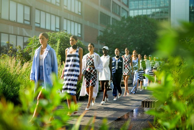 Koleksi Spring 2024 Kate Spade New York. Foto: Ryan Kobane/BFA.com