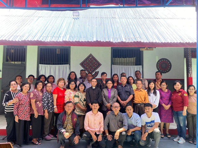 Kunjungan Kasih Gereja Toraja Jemaat Rantepao Bawa Berkat untuk WBP Rutan Makale