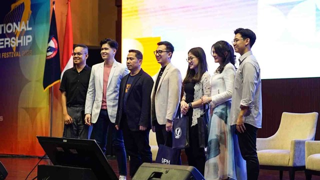 Universitas Pelita Harapan (UPH) menggelar acara Alumni Inspirational Sharing pada Sabtu, 26 Agustus 2023 sebagai upaya untuk menginspirasi para mahasiswa baru dalam memulai perkuliahan dan mempersiapkan karier sejak dini.