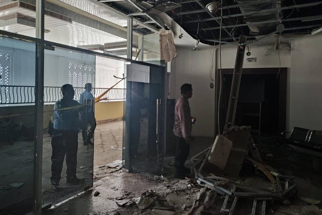 Kondisi usai kebakaran Gedung DPRD Banten, Senin (18/9/2023). Foto: Dok. Istimewa