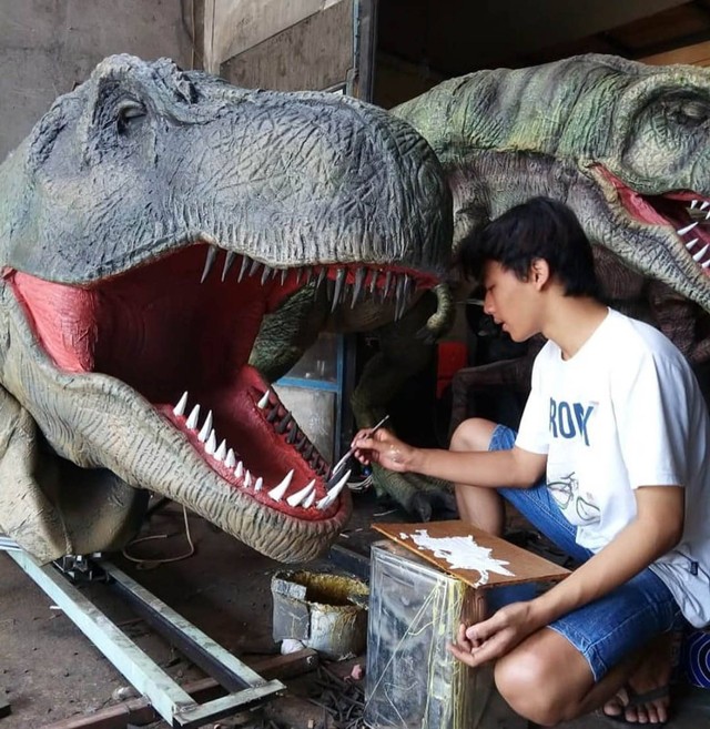 Art studio Dinosaurus buatan alumnus SMK Muhammadiyah 3 Yogyakarta. Foto: instagram.com/jagadartstudio/
