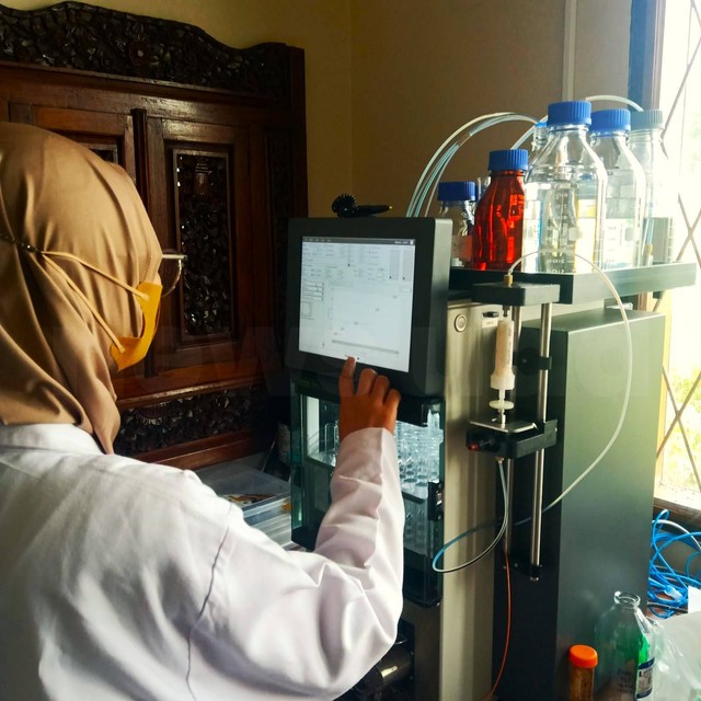 Mahasiswa Magister Farmasi Universitas Ahmad Dahlan (UAD) Lakukan Penelitian Squalen Ramah Lingkungan (Dok. Istimewa)