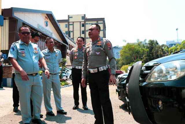 Kendaraan yang ditilang ditahan di Satlantas Polda Jawa Timur. Foto: Dok. Istimewa