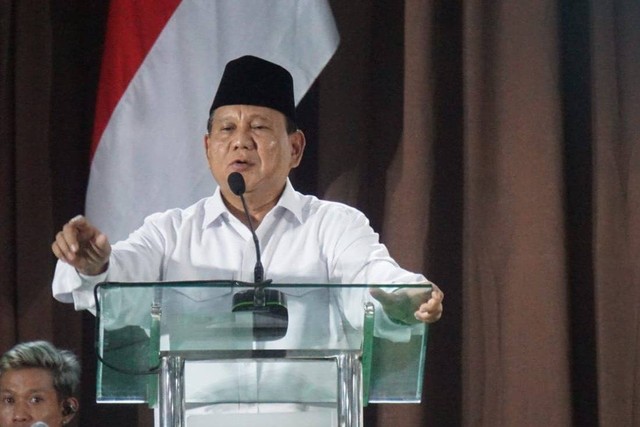 Prabowo Subianto di acara bertajuk 'Sarapan Bareng 1.000 Guru Ngaji Se-DIY' di Hotel Prima SR di Jalan Magelang, Kabupaten Sleman, Rabu (20/9/2023).  Foto: Dok. Istimewa