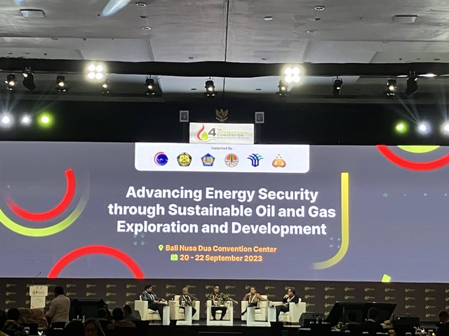 Indonesia's Emerging Opportunities: A Call for E&P Companies di The 4th International Convention on Indonesian Upstream Oil and Gas (ICIUOG) 2023, di Nusa Dua, Bali, Rabu (20/9/2023). Dok Ema Fitriyani/kumparan