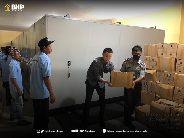 dok. Humas BHP Surabaya/Relokasi Arsip Daktiloskopi dan Keuangan dari Ditjen AHU