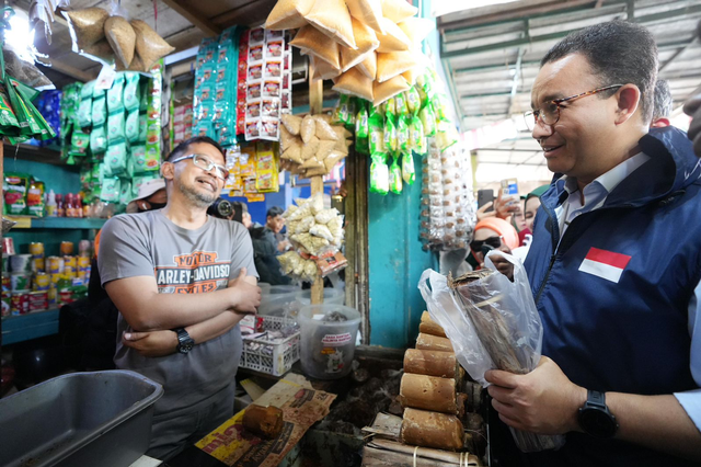 Bacapres Anies Baswedan saat mengunjungi Pasar Induk Cianjur, Kamis (21/9). Foto: Dok. Istimewa