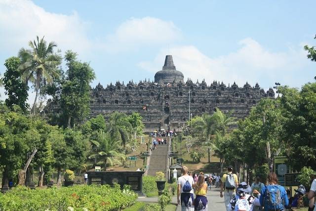 Ruang Lingkup Industri Pariwisata. Foto hanya ilustrasi. Sumber foto: Unsplash/Maneesh Shahani