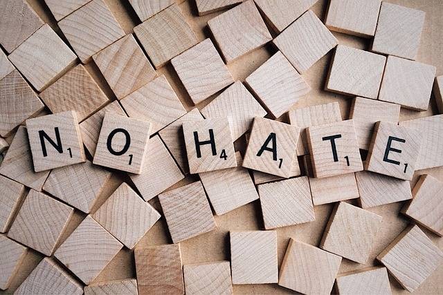 Ilustrasi kata-kata kecewa dengan keadaan. Sumber foto : Pixabay @WOKANDAPIX