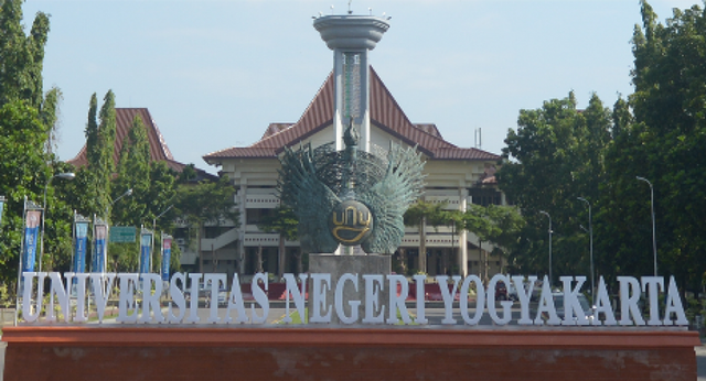 Gedung Rektorat UNY. Foto: Dok. UNY