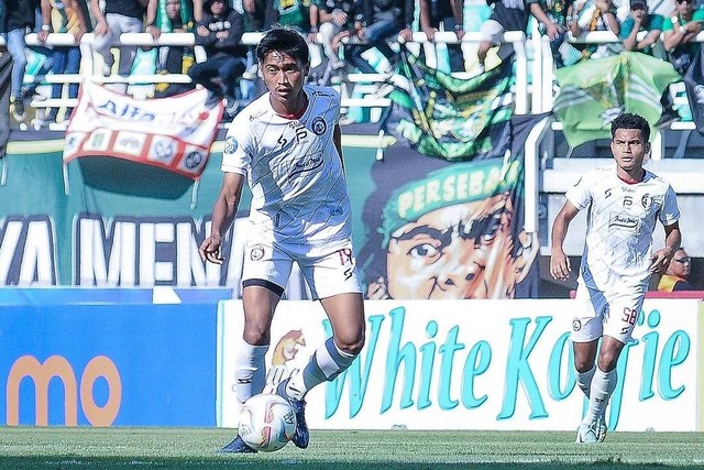 Persebaya vs Arema FC di Liga 1, Sabtu (23/9/2023). Foto: Instagram/@aremafcofficial