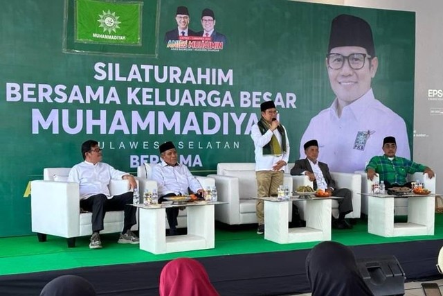 Muhaimin Iskandar atau Cak Imin silaturahim ke Kantor Pengurus Wilayah (PW) Muhammadiyah Sulawesi Selatan (Sulsel) di Kota Makassar, Minggu (24/9/2023). Foto: Dok. Istimewa