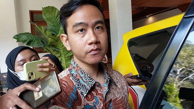 Wali Kota Solo Gibran Rakabuming Raka di Balai Kota Solo, Senin (25/9/2023). Foto: kumparan