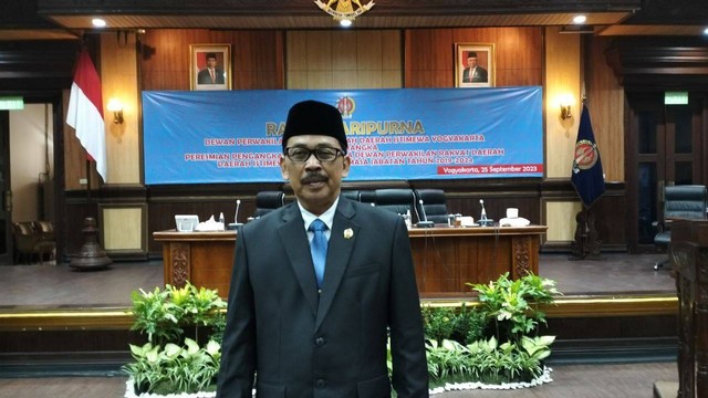 Wakil Ketua DPRD, Atmaji, yang dilantik sebagai pengganti antar waktu. Foto: M Wulan/Tugu Jogja