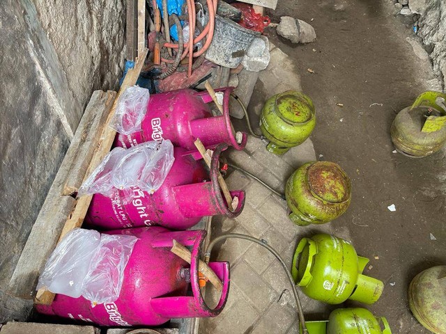 Barang bukti yang diamankan Subdit Sumdaling Ditreskrimsus Polda Metro Jaya sejumlah tabung gas LPG. Foto: Dok. Istimewa
