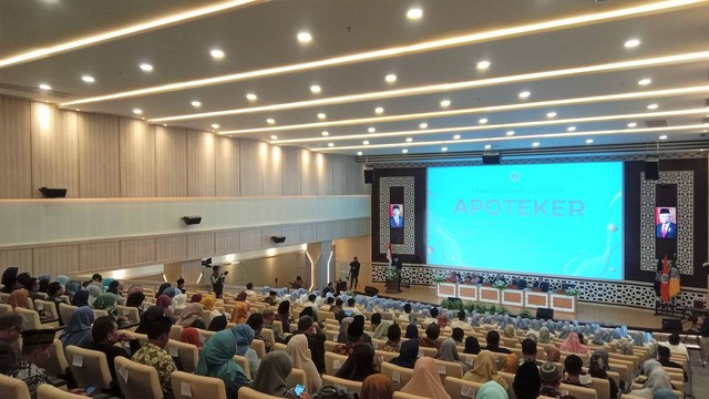 Pengambilan Sumpah Apoteker Universitas Ahmad Dahlan (UAD) Periode September 2023 (Foto: Zahro)