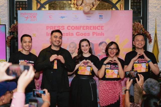 Konferensi pers Indonesia Goes Pink 2023 oleh Lovepink di So Thai, Plaza Indonesia, Jakarta, Rabu (27/9/2023). Foto: Lovepink