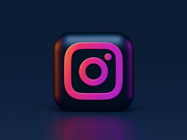 Cara Mematikan Akun Instagram Sementara, Foto: Unsplash/ Alexander Shatov