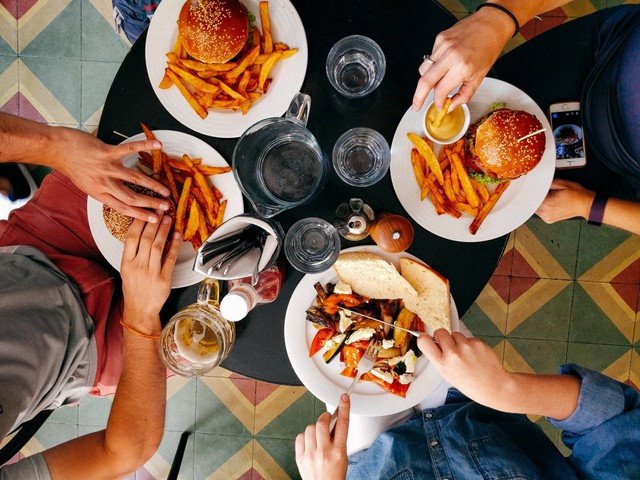 Restoran di Citywalk Sudirman, foto hanya ilustrasi: Unsplash/Dan Gold