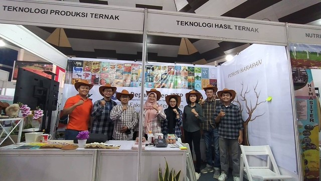 Fakultas Peternakan IPB Menarik Perhatian Banyak Siswa di Jelajah IPB 2023