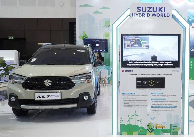 Suzuki XL7 mild hybrid di GIIAS Surabaya 2023. Foto: dok. Suzuki Indomobil Sales