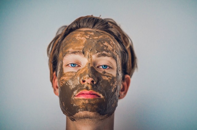 Ilustrasi Cara Menggunakan Scrub Wajah, Unsplash/Isabell Winter