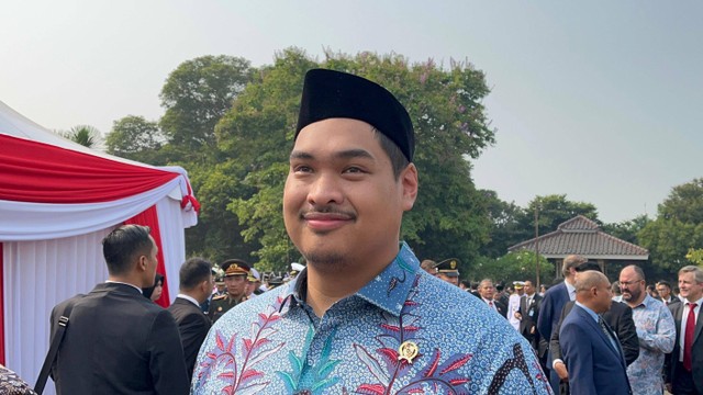 Menpora Dito Ariotedjo di Monumen Pancasila Sakti, Jakarta Timur, Minggu (1/10/2023).  Foto: Haya Syahira/kumparan