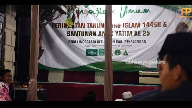 Santunan Anak Yatim Piatu, Cr YouTube Abhinaya Pictures