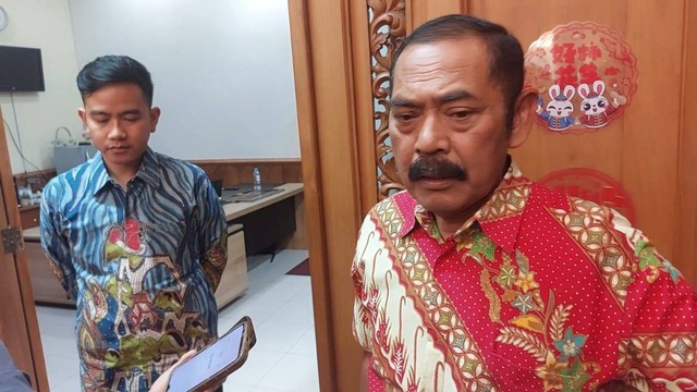 FX Rudy Dukung Jokowi Jadi Ketum PDIP, Gibran Gimana? | Kumparan.com