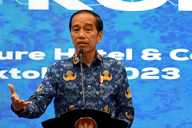 Presiden Joko Widodo menyampaikan pengarahan dalam Pembukaan Rapat Kerja Nasional (Rakernas) Korps Pegawai Republik Indonesia (Korpri) di Jakarta, Selasa (3/10/2023). Foto: Sigid Kurniawan/ANTARA FOTO