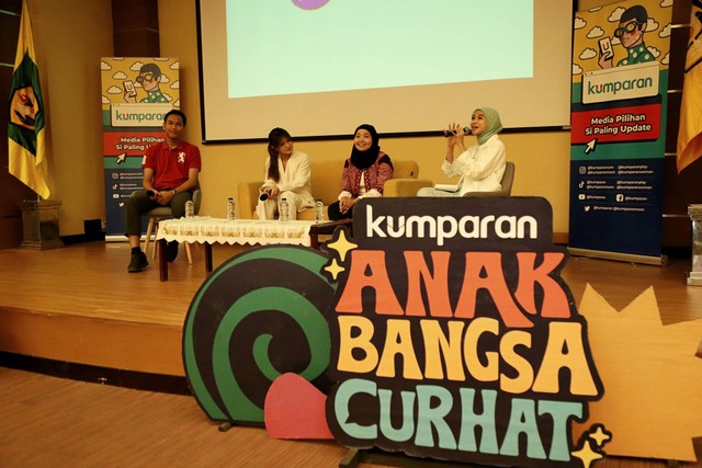 Suasana acara kumparan Anak Bangsa Curhat (ABC) di Auditorium Pascasarjana Ilmu Komunikasi UNPAD, Jatinangor, Selasa (3/10/2023). Foto: Dicky Adam Sidiq/kumparan