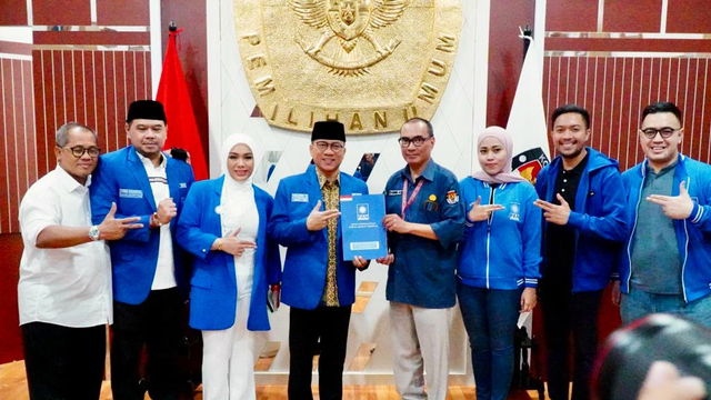 PAN dalam menyerahkan nama Daftar Caleg Tetap (DCT) ke KPU untuk Pemilu 2024, Selasa (3/10/2023). Foto: Dok. Istimewa