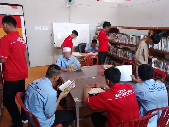 Tingkatkan Literasi, Ciptakan Anak Binaan LPKA Martapura yang Unggul dan Berdaya Saing